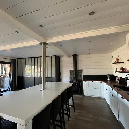 Дом отдыха Belle Maison De 4 Au Bord Du Canal A Cazaux - Fr-1-319-598